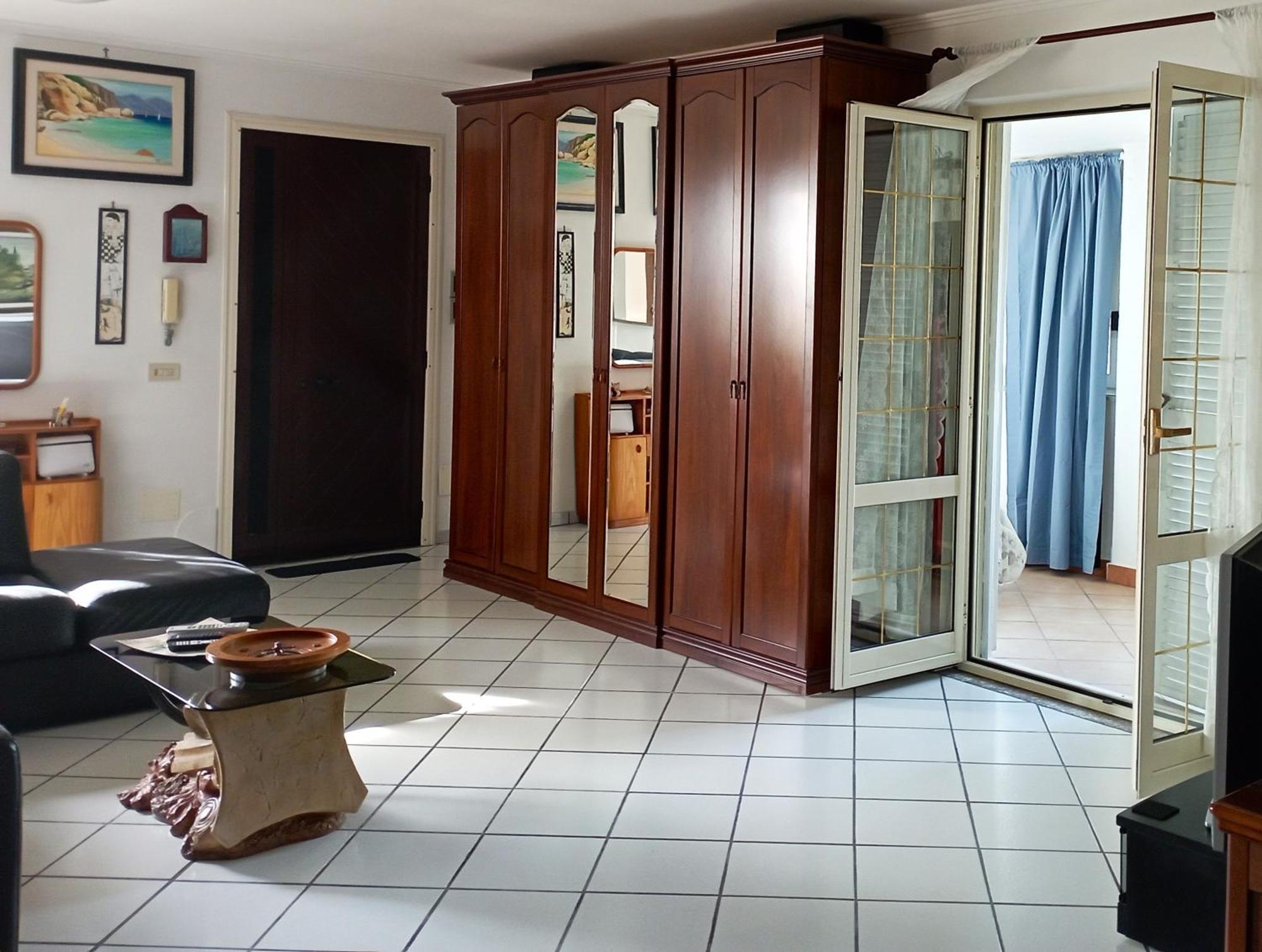 Вилла A Casa Dell' Artista Фьюмичино Экстерьер фото
